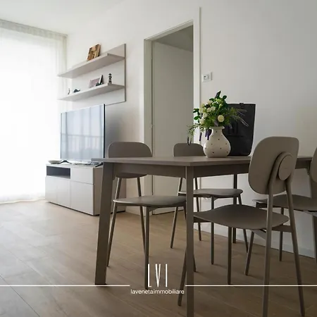 Skylux Apartment